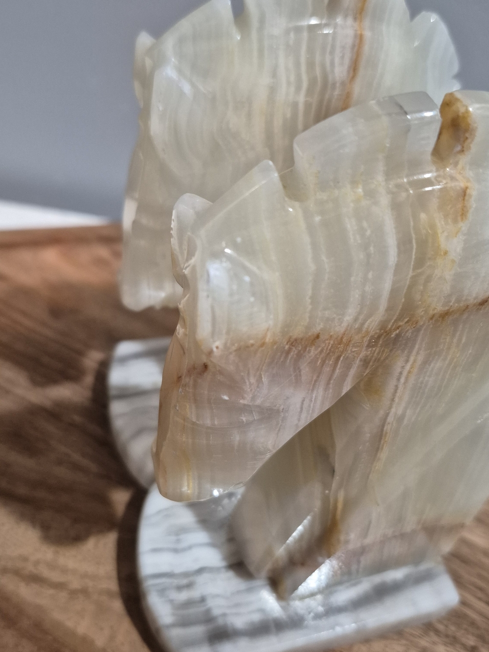Carved Onyx Horse Head Bookends - Cream & Brown Striations - Picture 10 of 17